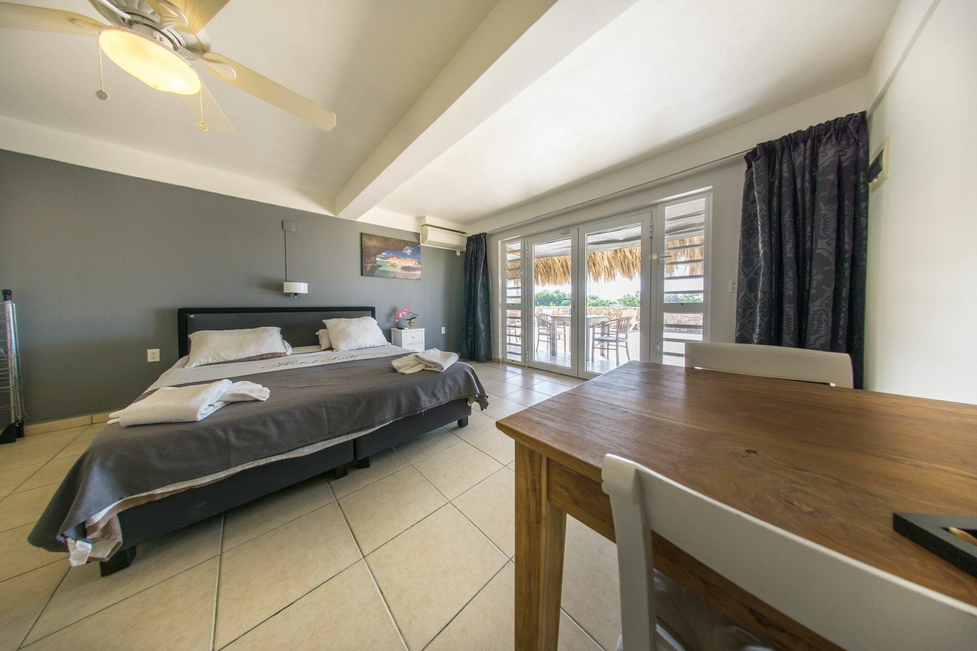 Hillside Resort Bonaire クラレンダイク エクステリア 写真
