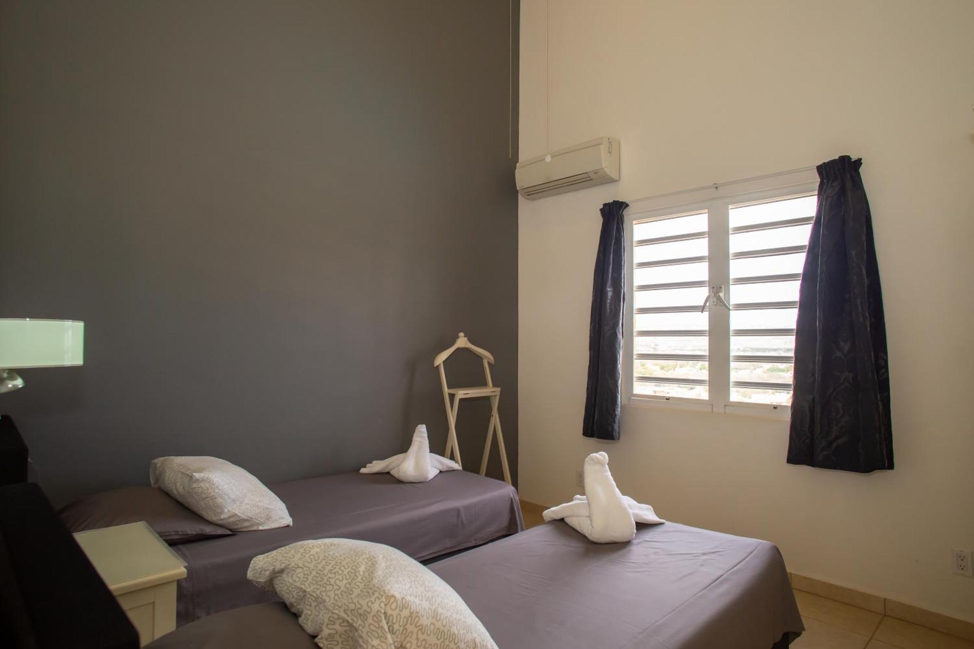 Hillside Resort Bonaire クラレンダイク エクステリア 写真