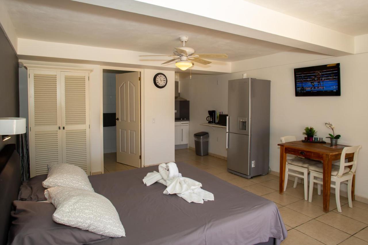 Hillside Resort Bonaire クラレンダイク エクステリア 写真